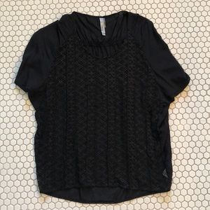 Miilla flows tunic top size small
